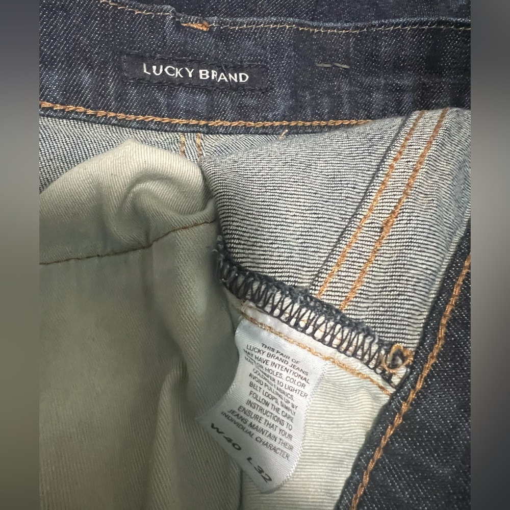 Men’s Lucky Brand Jeans size 40x32 - Picture 3 of 4